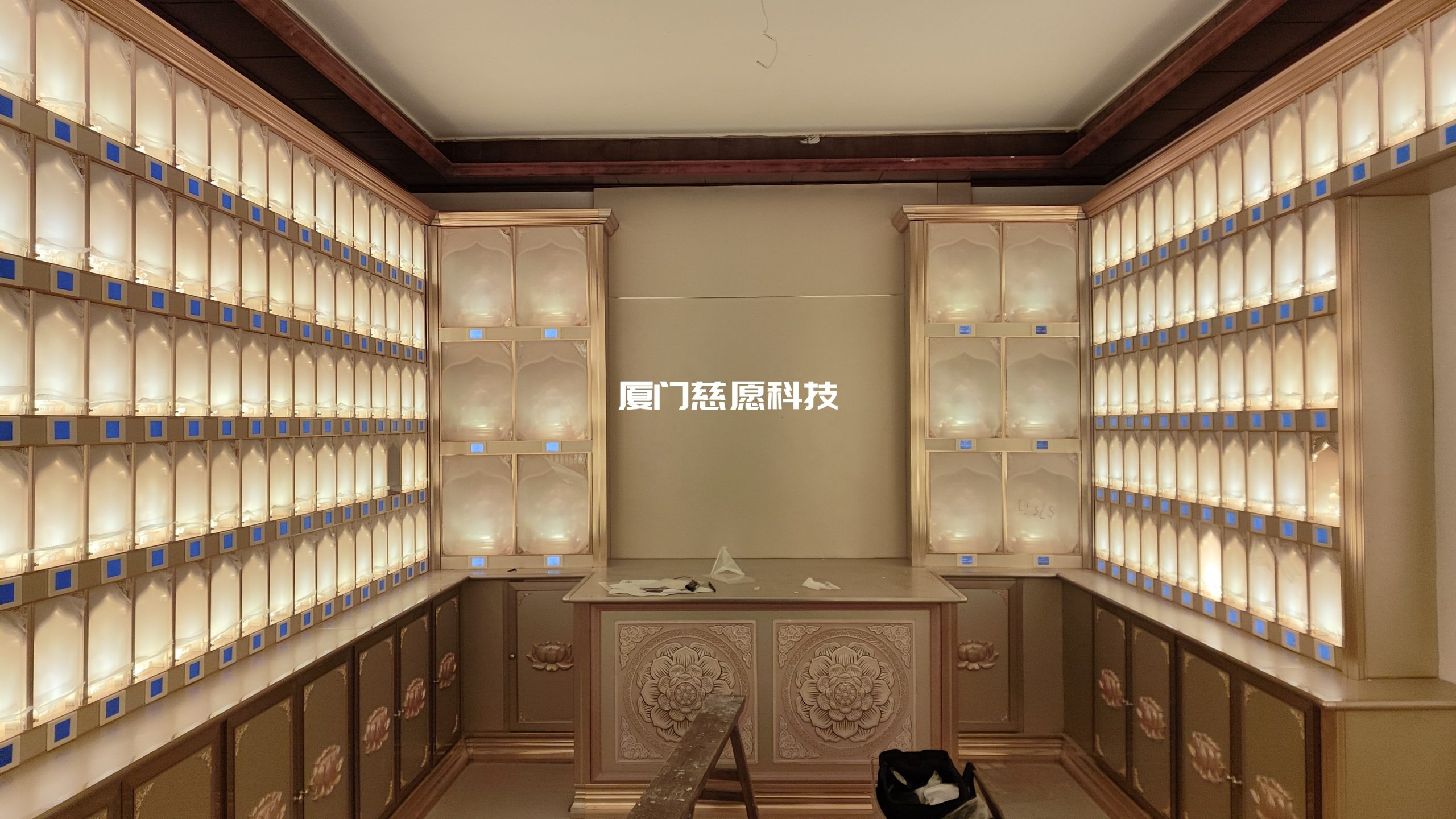 農(nóng)歷十一月十七，供奉阿彌陀佛萬(wàn)佛燈的功德意義